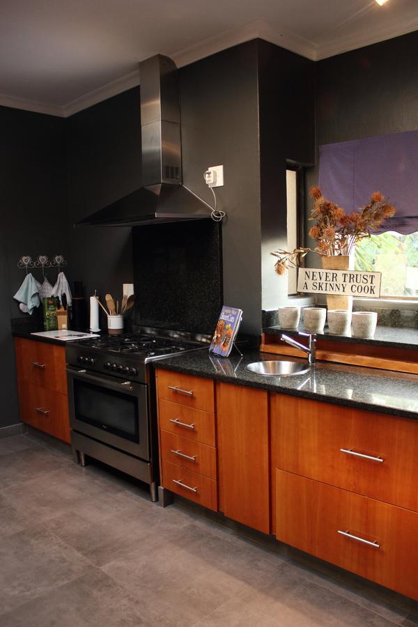 Koru Guesthouse Pretoria Luaran gambar