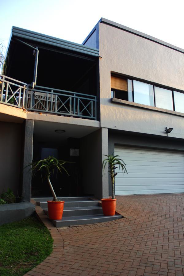 Koru Guesthouse Pretoria Luaran gambar